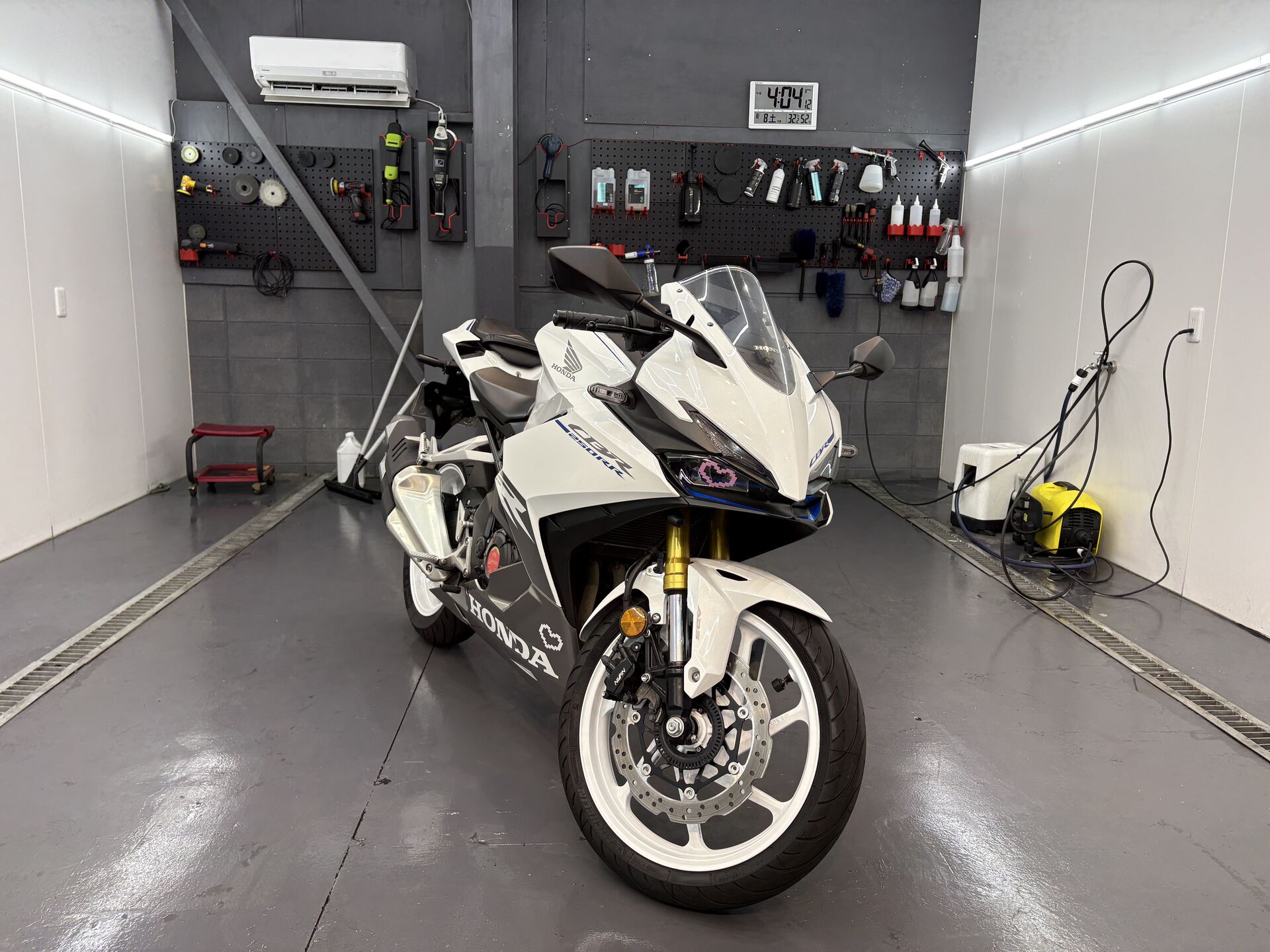 日産キューブ
